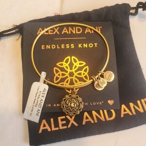 New $28 Alex and Ani Lotus Peace Charm Bracelet